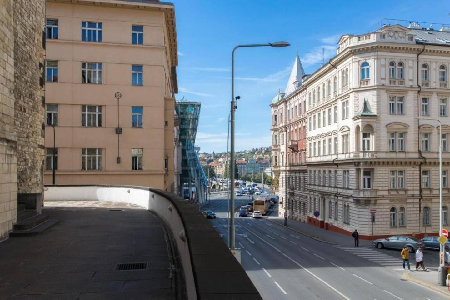 Place Of Grace - 50 Meters From Dancing House Prag Exterior foto