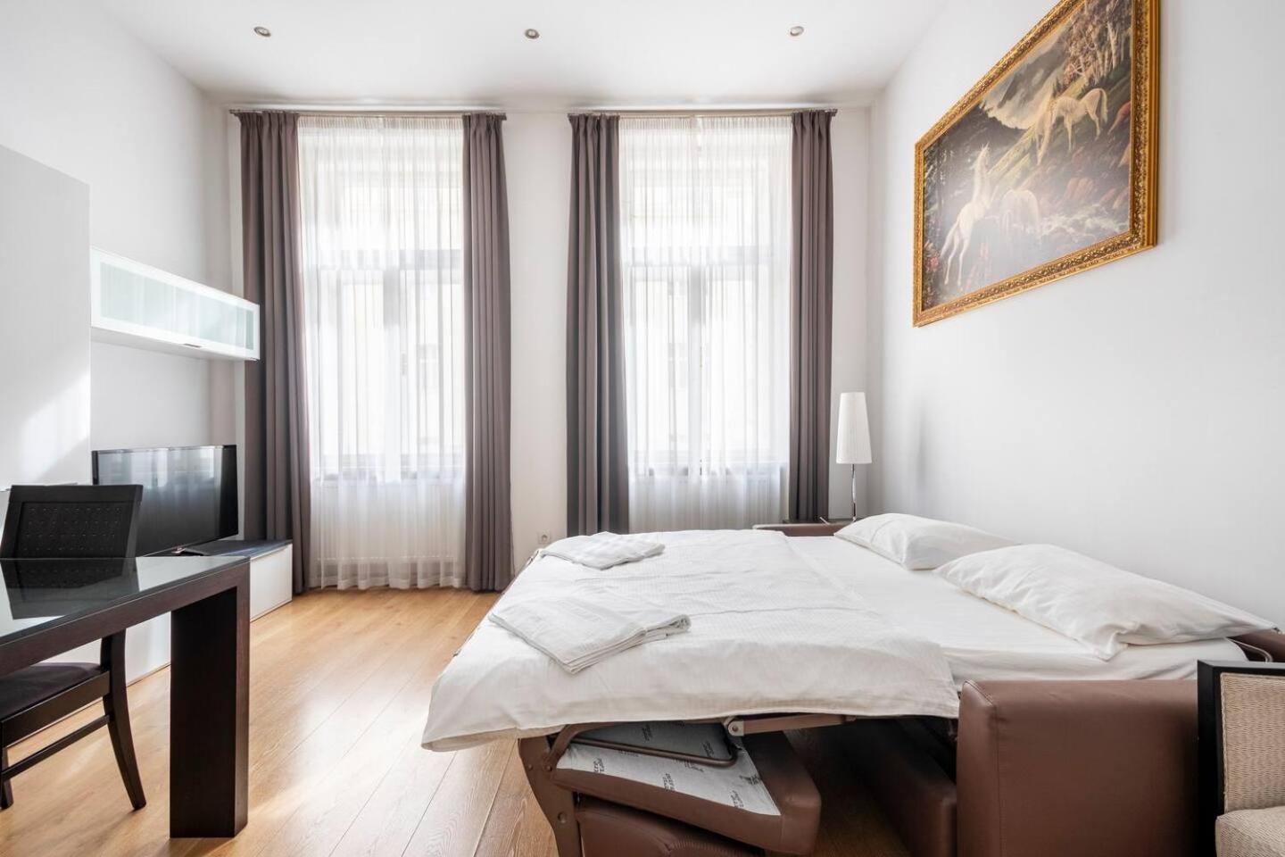 Place Of Grace - 50 Meters From Dancing House Prag Zimmer foto