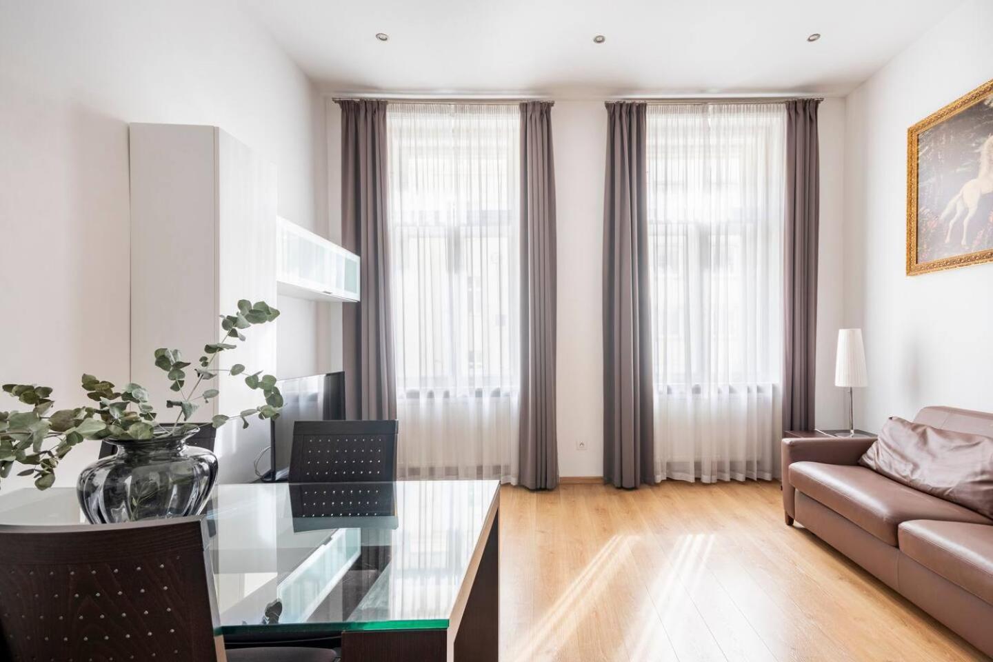 Place Of Grace - 50 Meters From Dancing House Prag Zimmer foto